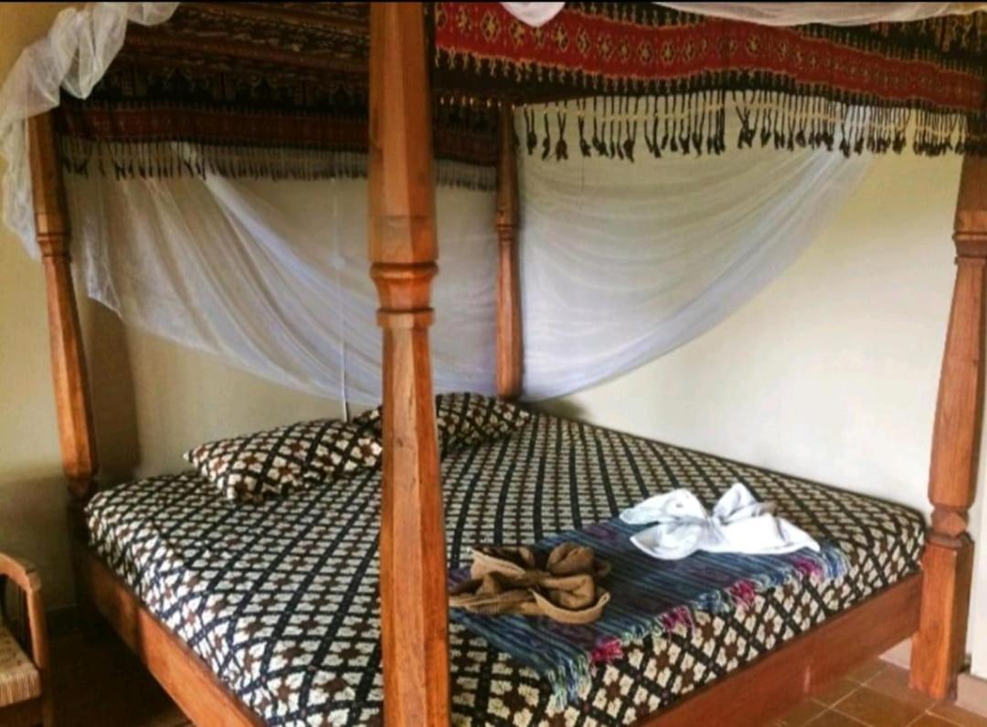 Bedhot Homestay Yogyakarta Exterior photo